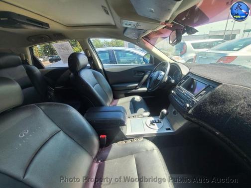 2005 INFINITI FX35 Base