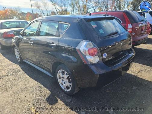 2009 Pontiac Vibe Base