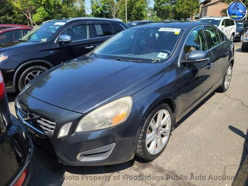 Black 2012 Volvo S60 T6