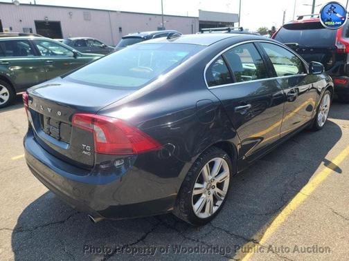 Black 2012 Volvo S60 T6