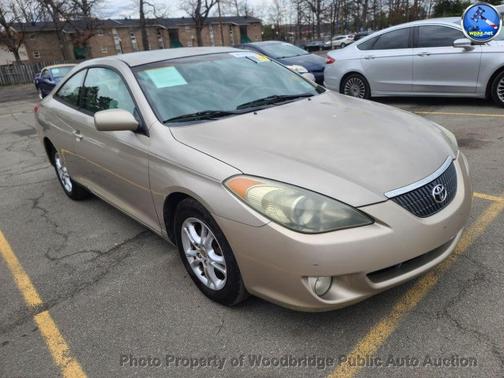 2005 Toyota Camry Solara SE
