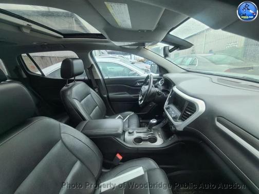 2017 GMC Acadia SLT-1