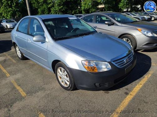 Silver 2007 Kia Spectra EX