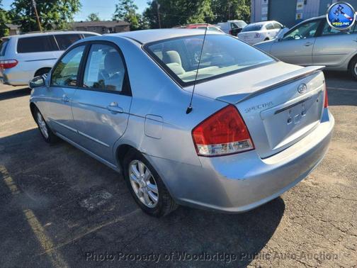 Silver 2007 Kia Spectra EX