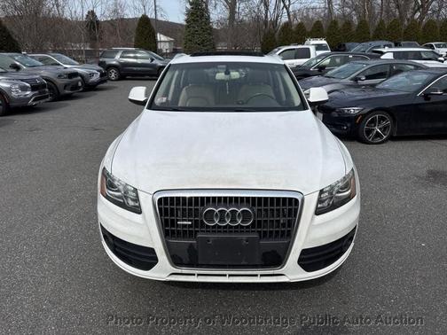 White 2012 Audi Q5 2.0T Premium Plus