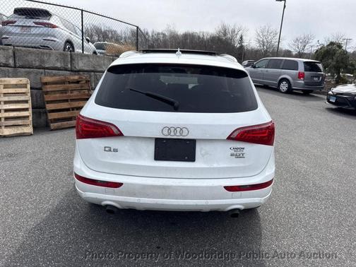 White 2012 Audi Q5 2.0T Premium Plus