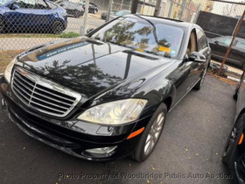 2007 Mercedes-Benz S-Class S550 4dr Sedan 5.5L V8 RWD