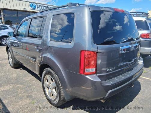 Polished Metal Metallic 2011 Honda Pilot EX-L
