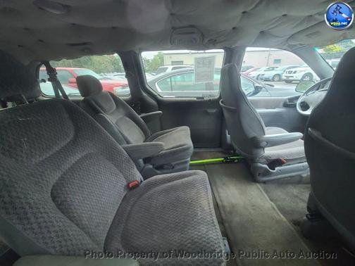 2000 Chrysler Voyager SE