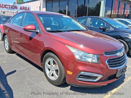 Maroon 2016 Chevrolet Cruze Limited 1LT