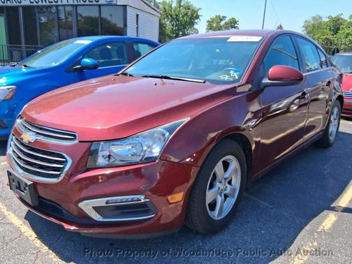 Maroon 2016 Chevrolet Cruze Limited 1LT