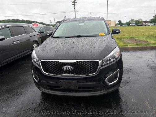 Ebony Black 2018 Kia Sorento LX
