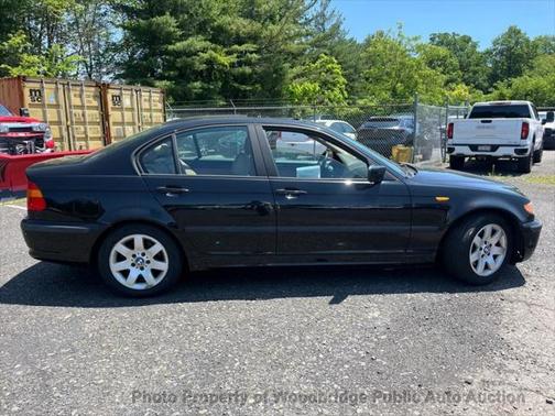 2002 BMW 325 325i
