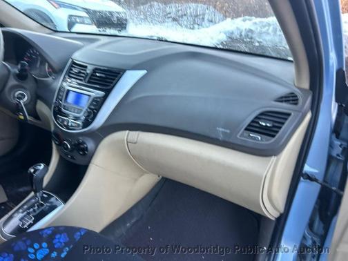 2014 Hyundai Accent SE