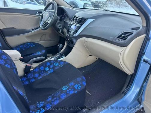 2014 Hyundai Accent SE