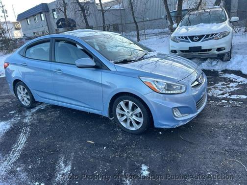 2014 Hyundai Accent SE