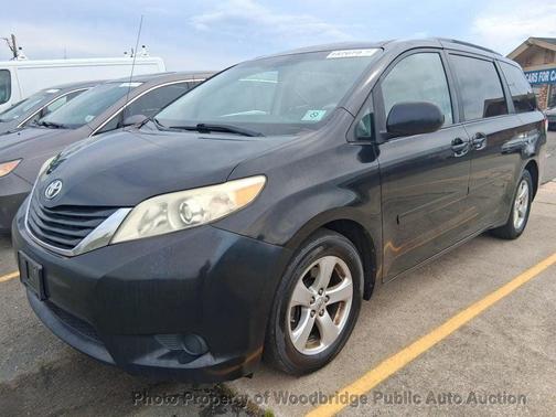 Black 2011 Toyota Sienna LE