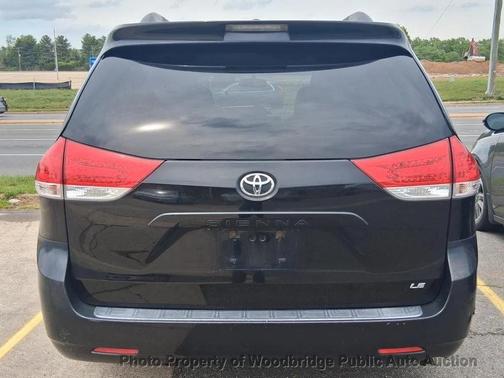 Black 2011 Toyota Sienna LE