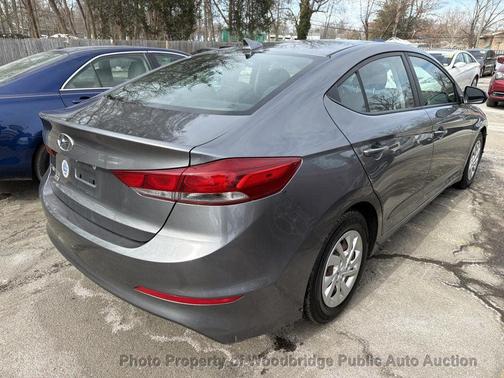 2018 Hyundai ELANTRA SE
