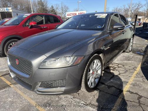 2017 Jaguar XF 35t Premium