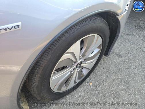 2015 Hyundai SONATA Hybrid Limited