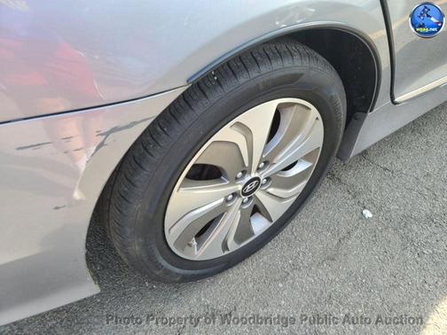 2015 Hyundai SONATA Hybrid Limited