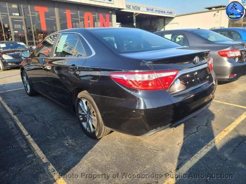 2017 Toyota Camry SE
