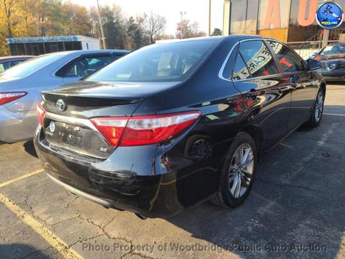 2017 Toyota Camry SE