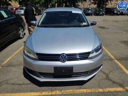2014 Volkswagen Jetta Auto SE w/Connectivity