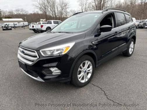 Shadow Black 2018 Ford Escape SE
