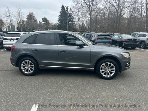 Monsoon Gray Metallic 2013 Audi Q5 2.0T Premium Plus