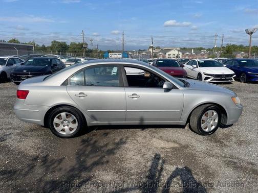 2010 Hyundai SONATA GLS