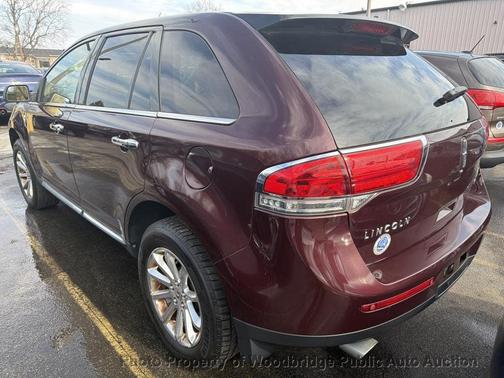 2011 Lincoln MKX Base