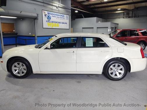2006 Chrysler 300 Base