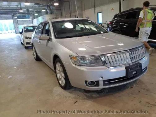 Silver 2009 Lincoln MKZ Base