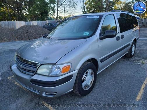 Gray 2004 Chevrolet Venture LS