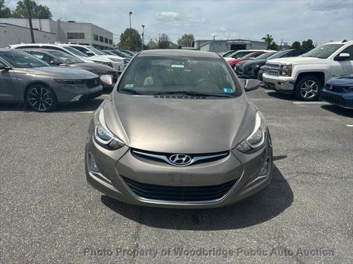 2014 Hyundai ELANTRA SE