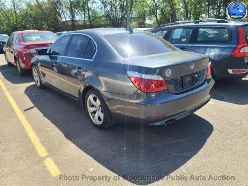 2008 BMW 528 528i
