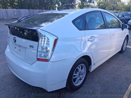 White 2010 Toyota Prius Base