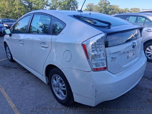 White 2010 Toyota Prius Base