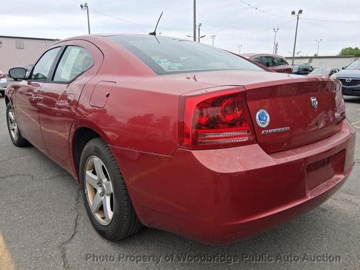 Red 2008 Dodge Charger SE