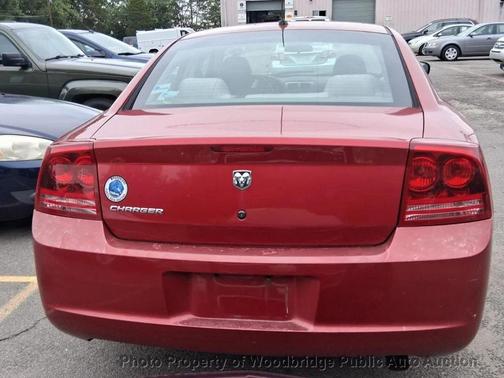 Red 2008 Dodge Charger SE