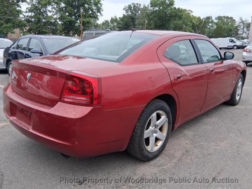 Red 2008 Dodge Charger SE