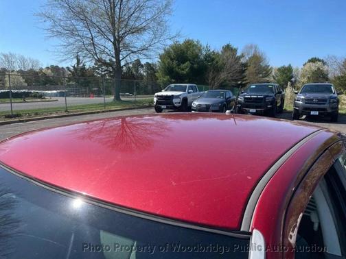 Red 2008 Dodge Charger SE