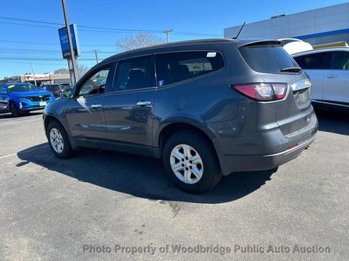 Gray 2013 Chevrolet Traverse LS