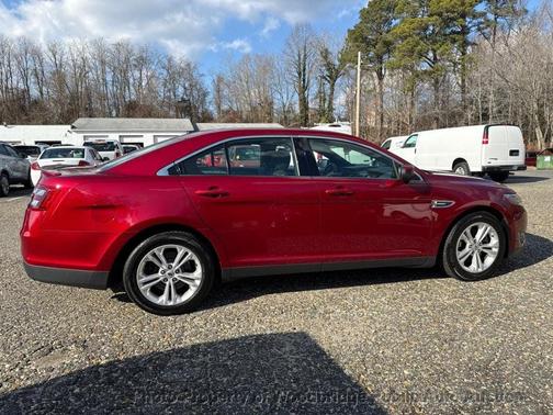 2015 Ford Taurus SEL