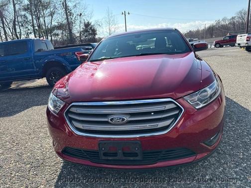 2015 Ford Taurus SEL