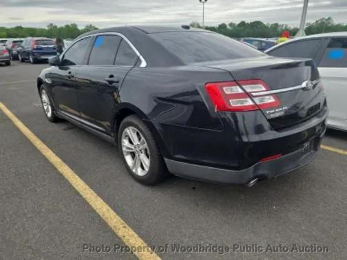 Tuxedo Black Metallic 2014 Ford Taurus SEL