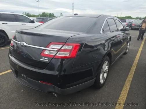Tuxedo Black Metallic 2014 Ford Taurus SEL