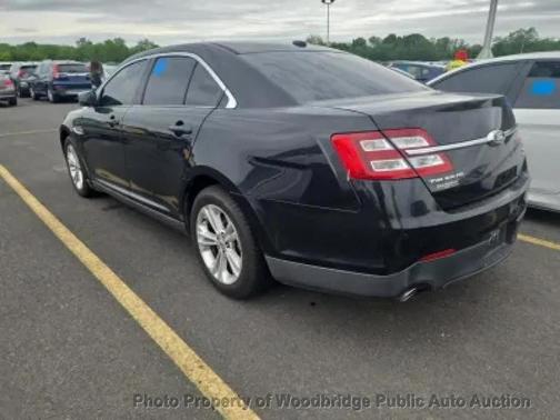 Tuxedo Black Metallic 2014 Ford Taurus SEL